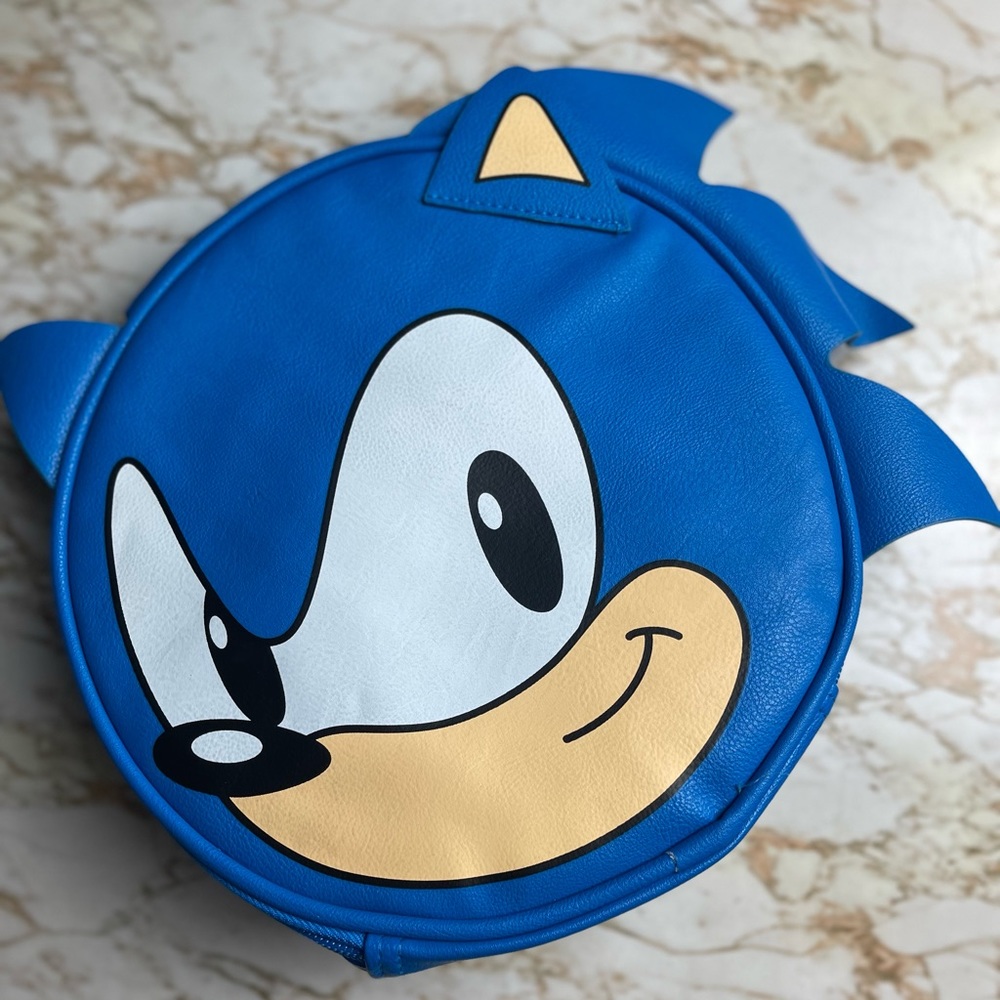 Sonic the Hedgehog lunchbox/purse